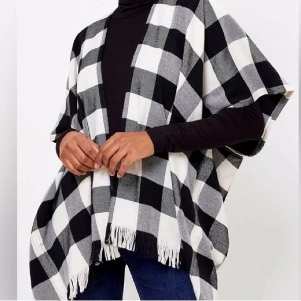 Loft Sweater Poncho Black & White Plaid Size Women’s XS/S
